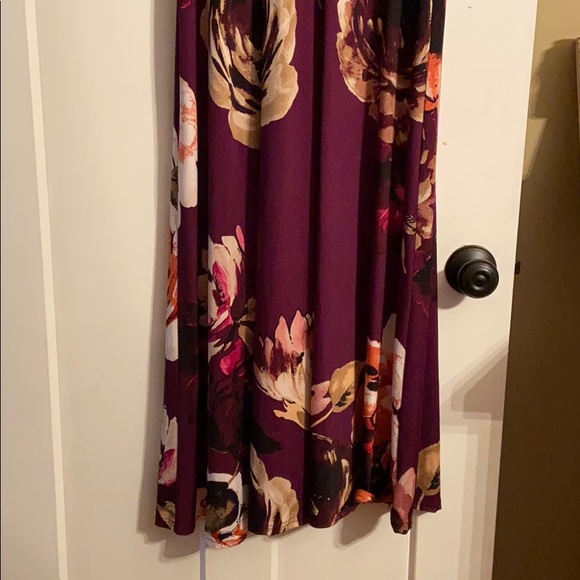 Floral maxi dress - Picture 2 of 8